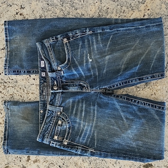 Miss Me Jean's - Picture 4 of 8